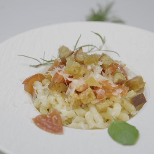 Pici all'aglione, Pici mit Tomatensauce und Ciabattabröseln 2 Pici all'aglione